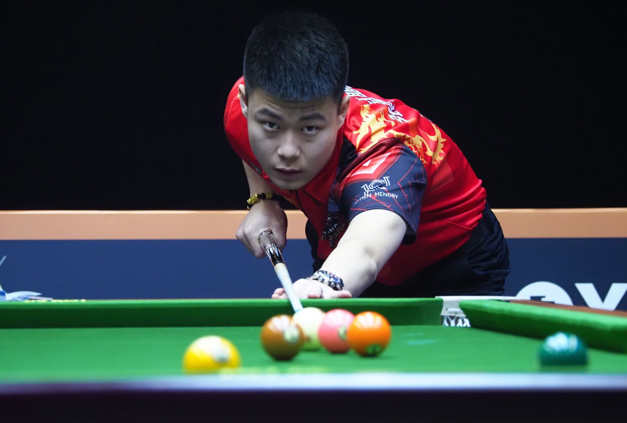 在接发时显 在接发时显