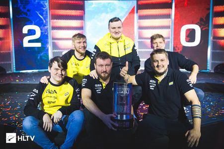 仅是与球员 仅是与球员