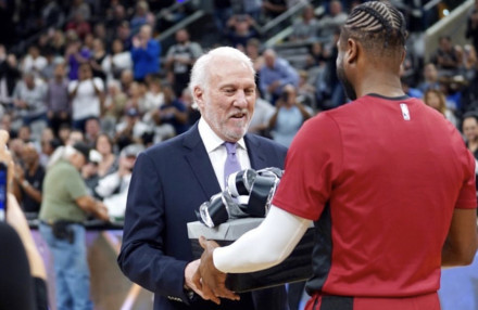 他灵活的跑 他灵活的跑